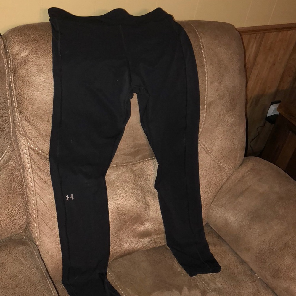UNDER ARMOUR ATHLETIC LEGGINGS